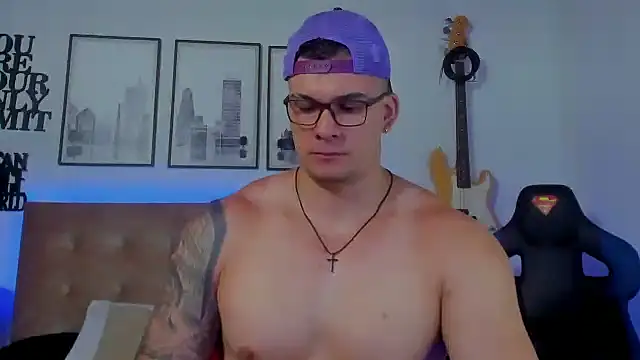 seancarreraa online show from September 17, 3:30 am