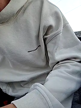 Zeefy online show from November 30, 9:24 am