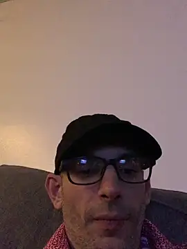 hailzeffn online show from April 6, 12:19 am