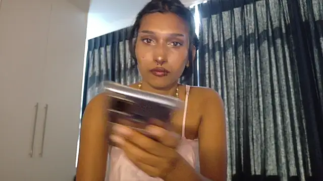 Snapshot of kawaiibabypie1 chatting on December 14, 1:27 pm kawaiibabypie1 online show from December 14, 1:27 pm