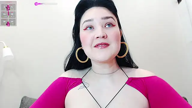 Snapshot of smartandamazing chatting on March 8, 9:06 am smartandamazing online show from March 8, 9:06 am