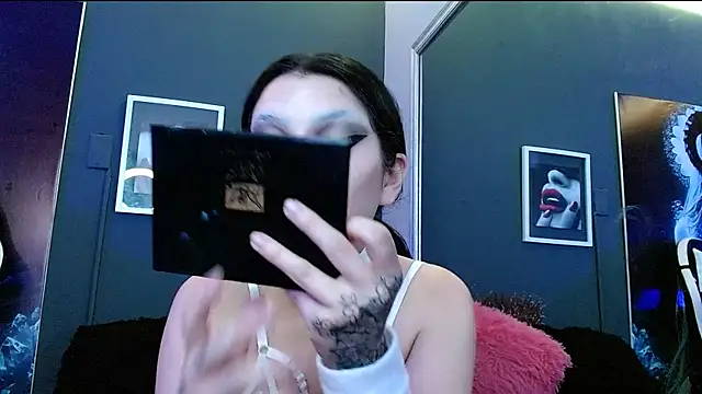 sophy rock online show from March 19, 2:13 pm