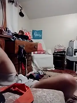 whitetrashdirtyslut online show from September 11, 12:00 am