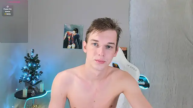 4ever dude online show from January 3, 4:00 am