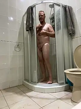 Snapshot of sexycouple109 chatting on November 3, 7:48 pm sexycouple109 online show from November 3, 7:48 pm