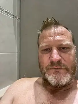 Snapshot of sexycouple109 chatting on November 11, 5:46 pm sexycouple109 online show from November 11, 5:46 pm