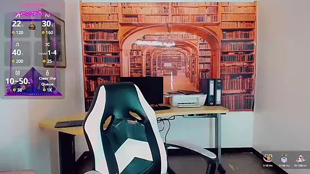 khiara moretti online show from February 7, 10:41 pm