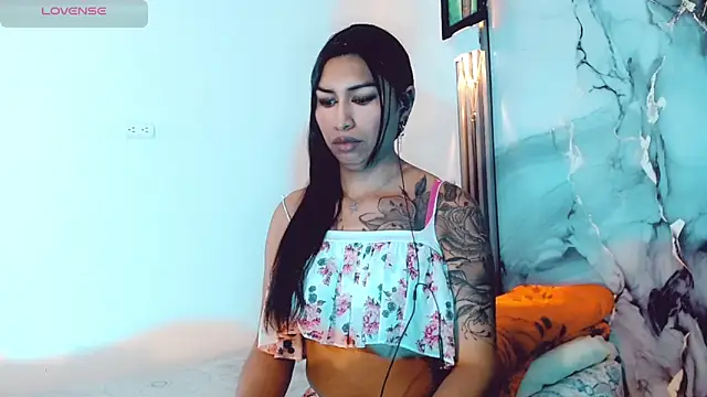 khiara moretti online show from October 3, 11:07 am