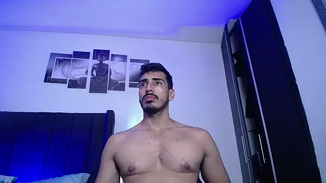 Snapshot of muscle_ares chatting on March 17, 12:46 pm muscle ares online show from March 17, 12:46 pm