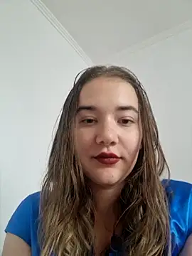 Snapshot of LunaGrey21 chatting on October 12, 12:04 pm LunaGrey21 online show from October 12, 12:04 pm