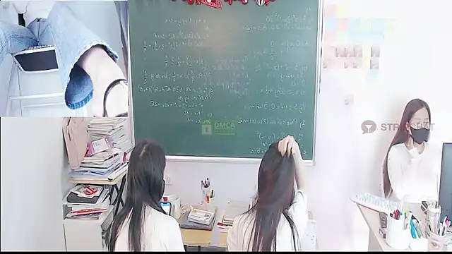 Snapshot of _Math_ chatting on December 15, 10:30 am Math online show from December 15, 10:30 am