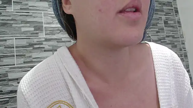 Snapshot of Venus_Santana chatting on December 19, 6:45 pm Venus Santana online show from December 19, 6:45 pm