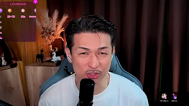 HARU-outdoor-x online show from November 2, 2:19 pm