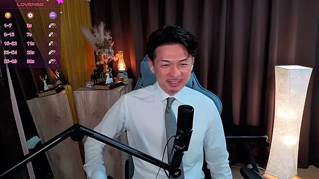 HARU-outdoor-x online show from December 19, 2:24 pm