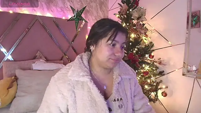 Miaa Smiith1 online show from December 27, 11:39 am