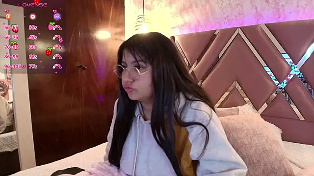 Miaa Smiith1 online show from January 31, 12:07 pm