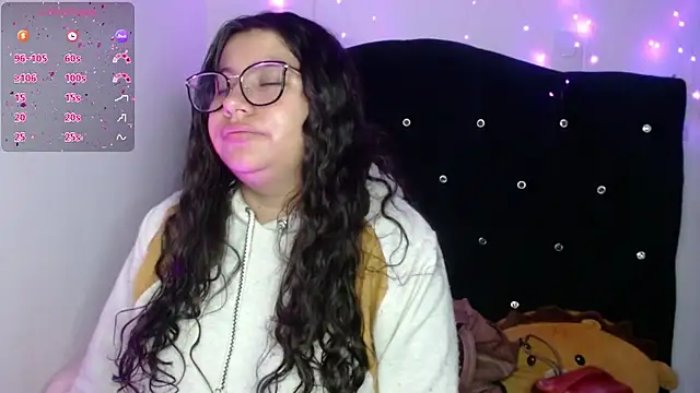 Miaa Smiith1 online show from September 15, 10:15 am