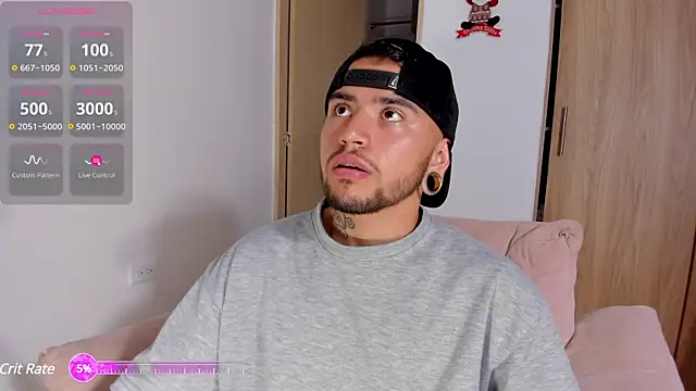 Snapshot of ftmphilip_ chatting on December 21, 10:51 pm ftmphilip online show from December 21, 10:51 pm