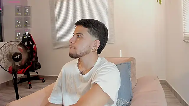 ftmphilip  online show from March 2, 2:13 pm