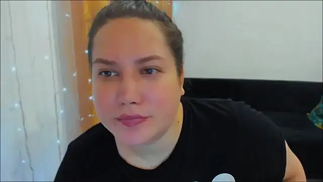 Snapshot of _madalexa_ chatting on October 15, 7:47 pm madalexa online show from October 15, 7:47 pm