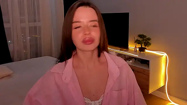 AmeliaBrian online show from December 22, 7:52 pm