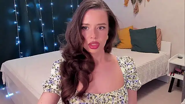 AmeliaBrian online show from March 7, 9:38 pm