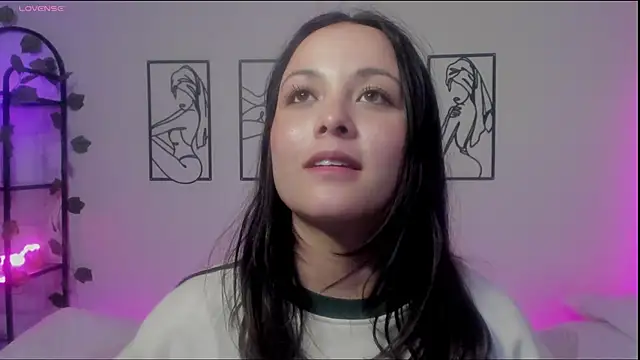 Megan Rodrigo online show from January 23, 11:26 pm