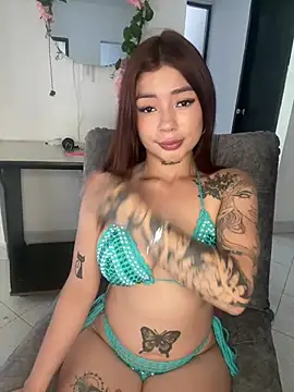 Snapshot of Roxanne_08 chatting on January 17, 7:16 pm Roxanne 08 online show from January 17, 7:16 pm