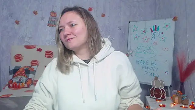 SallyVerda online show from November 21, 6:50 pm