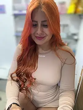 Snapshot of Amber_Martins_ chatting on November 5, 11:38 pm Amber Martins online show from November 5, 11:38 pm