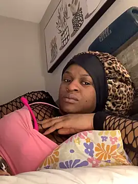 Snapshot of ninaperry777 chatting on January 2, 12:57 pm ninaperry777 online show from January 2, 12:57 pm