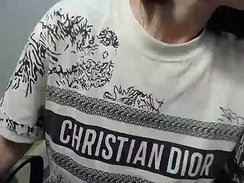 Love bug15 online show from January 22, 2:26 am