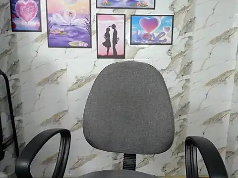 Love bug15 online show from March 20, 1:46 am