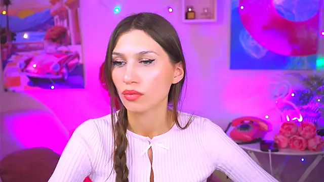 Snapshot of MollyPerry chatting on February 20, 7:19 pm MollyPerry online show from February 20, 7:19 pm