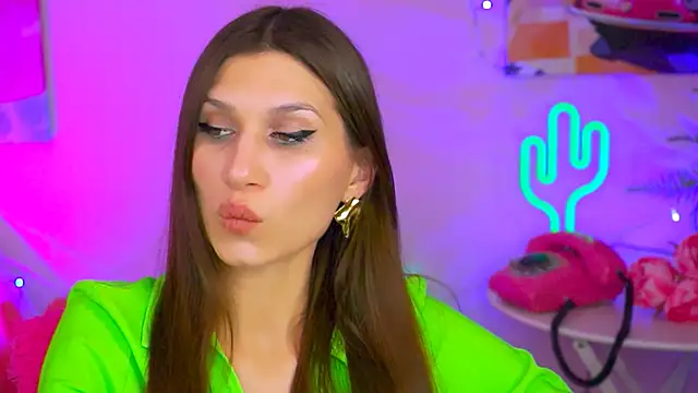 Snapshot of MollyPerry chatting on March 11, 7:14 pm MollyPerry online show from March 11, 7:14 pm