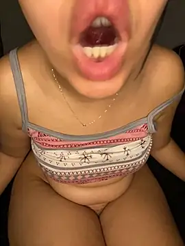 Snapshot of aya12aya chatting on February 12, 7:24 pm aya12aya online show from February 12, 7:24 pm