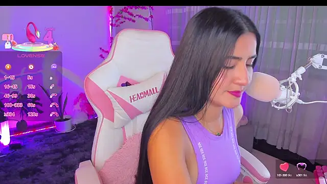 Snapshot of Violetta_kim1 chatting on March 6, 1:16 am Violetta kim1 online show from March 6, 1:16 am