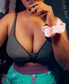 SLteena online show from March 18, 4:21 pm