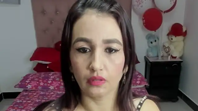 Karoline Moore online show from February 19, 5:27 pm