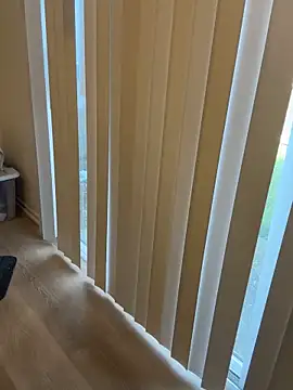 Snapshot of Drummajor chatting on March 7, 9:27 pm Drummajor online show from March 7, 9:27 pm