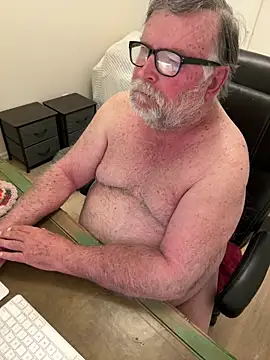 Snapshot of Drummajor chatting on September 23, 9:12 am Drummajor online show from September 23, 9:12 am