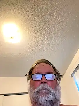 Snapshot of Drummajor chatting on October 23, 2:38 pm Drummajor online show from October 23, 2:38 pm