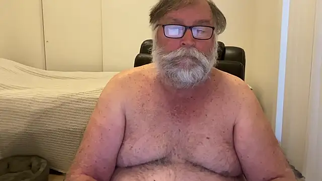 Snapshot of Drummajor chatting on November 5, 2:28 pm Drummajor online show from November 5, 2:28 pm