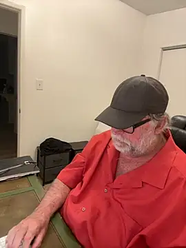 Snapshot of Drummajor chatting on November 19, 1:05 am Drummajor online show from November 19, 1:05 am