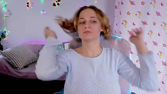 Snapshot of Evelyn_Harper@xh chatting on March 7, 8:23 am Evelyn Harperxh online show from March 7, 8:23 am