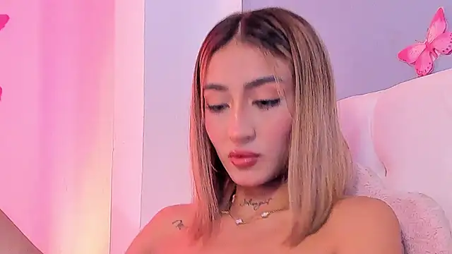 rosemonrooe online show from April 6, 2:18 pm