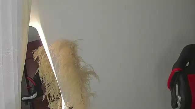 Snapshot of samy_jonnes_ chatting on February 19, 11:14 pm samy jonnes online show from February 19, 11:14 pm