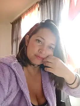 Snapshot of Devil_Sara chatting on January 13, 12:35 pm Devil Sara online show from January 13, 12:35 pm
