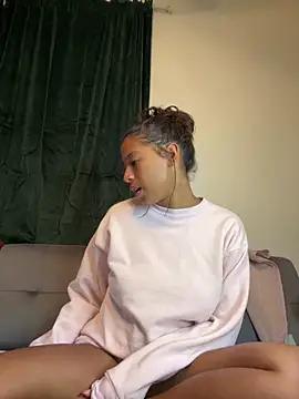 VanessaBling online show from February 9, 3:11 am