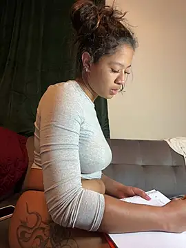 VanessaBling online show from February 21, 2:28 am